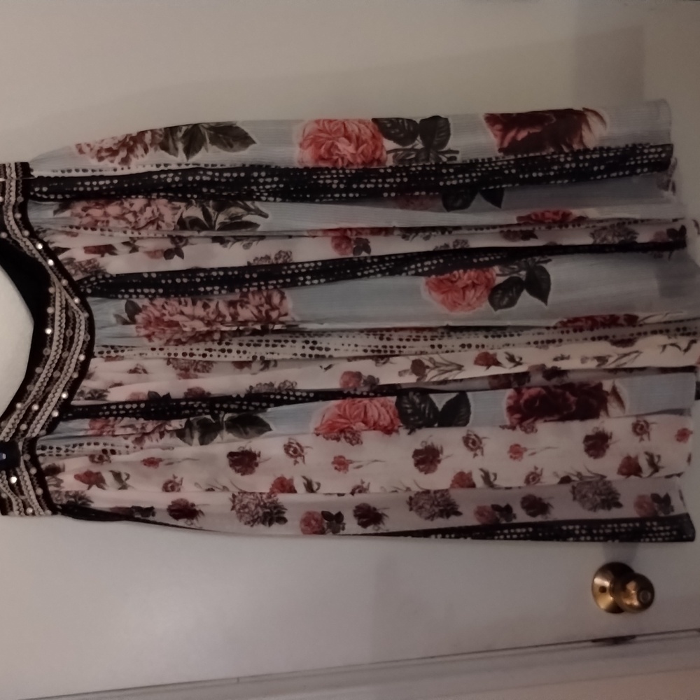 Floral Midi Skirt with Black Accents